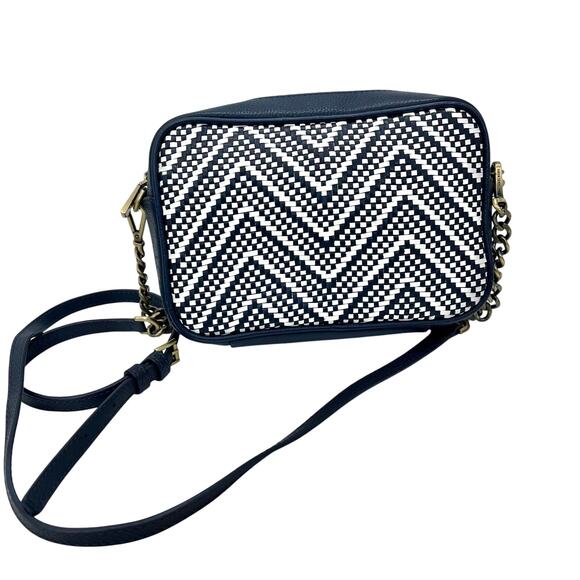 Michael Kors Ginny Camera Crossbody Bag Woven Intrecciato Chevron Leather Navy - Picture 1 of 13